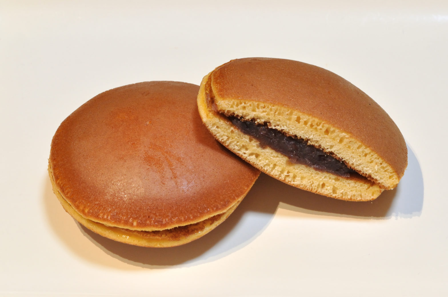  Cara  Membuat  Kue  Dorayaki Isi  Coklat  Yang Manis Dan Lezat