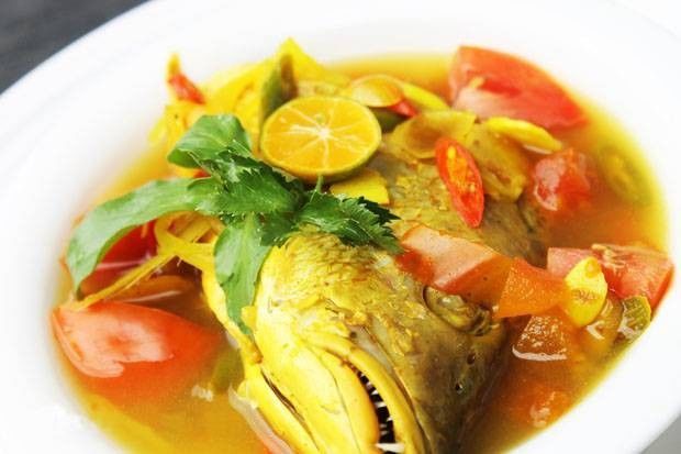 masakan ikan khas makassar