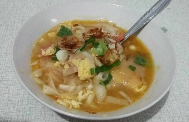 Cara Membuat Kwetiau Kuah Pedas