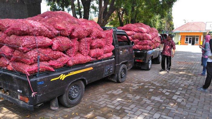 Usaha jual bawang merah keliling