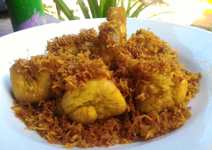 cara membuat ayam serundeng kelapa