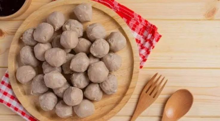 cara membuat bentuk bakso bulat